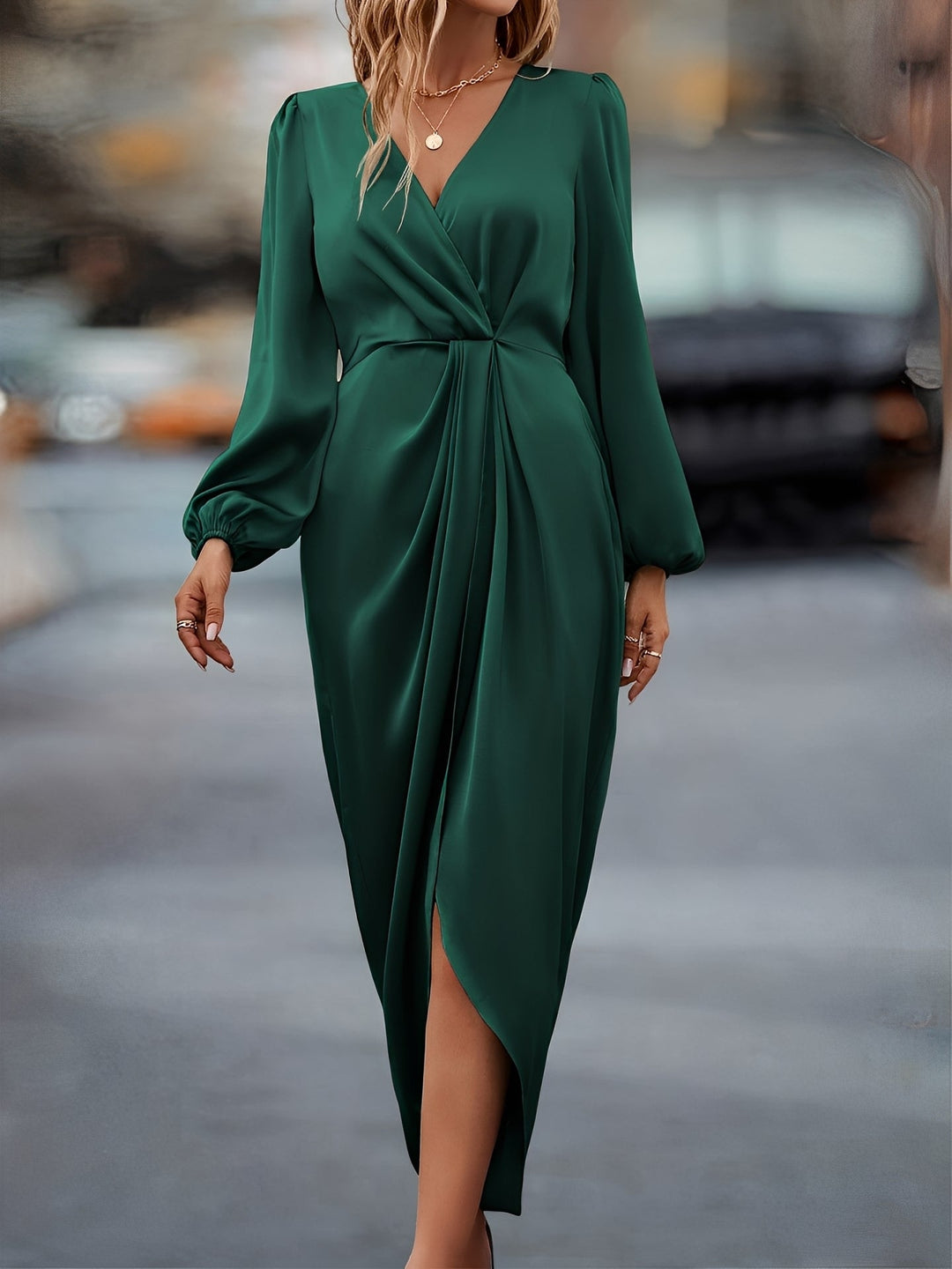Elegant Long Sleeve Wedding Guest Maxi Dress in Zielony