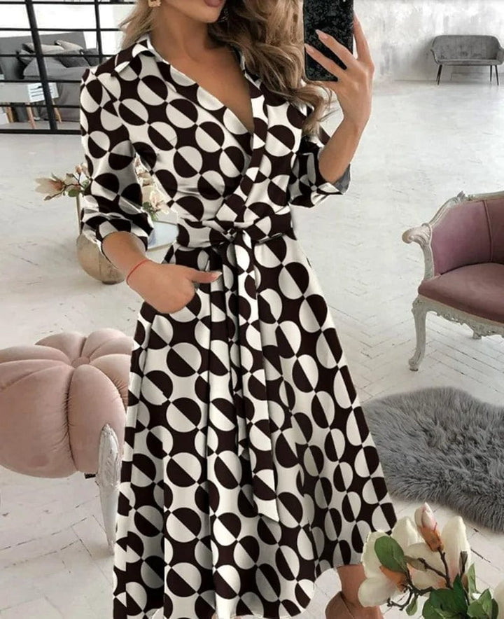 Elegant Spring Midi Dress in Großer Wellenpunkt