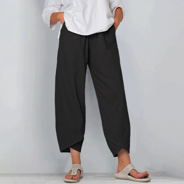 Wide-Leg Linen Pants in Black