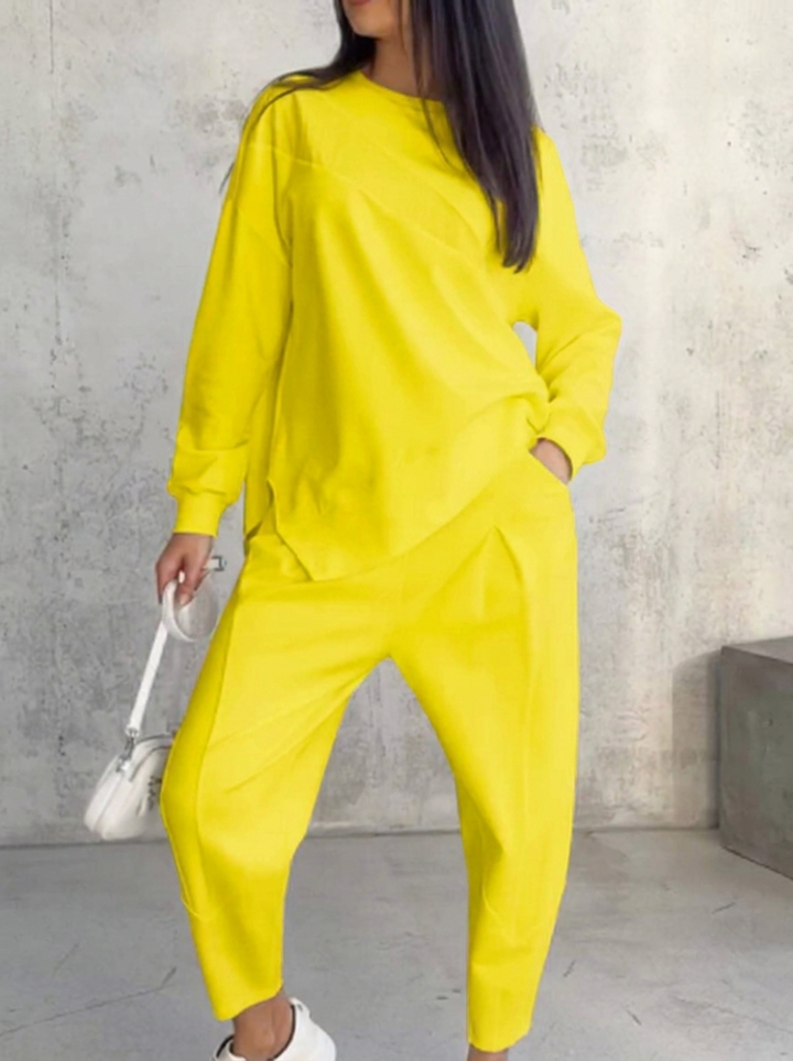 Women's Cozy Cotton Set for Spring in Yellow