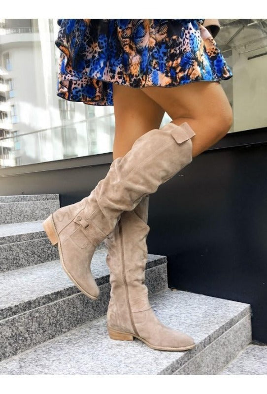 Women's Elegant Knee-High Boots in Grey