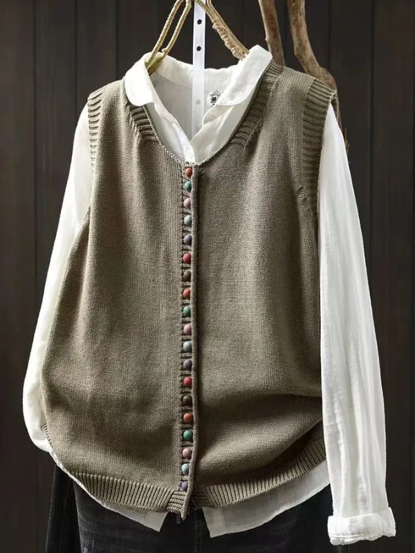 Women's Essential Knit Vest for Autumn in Gurke