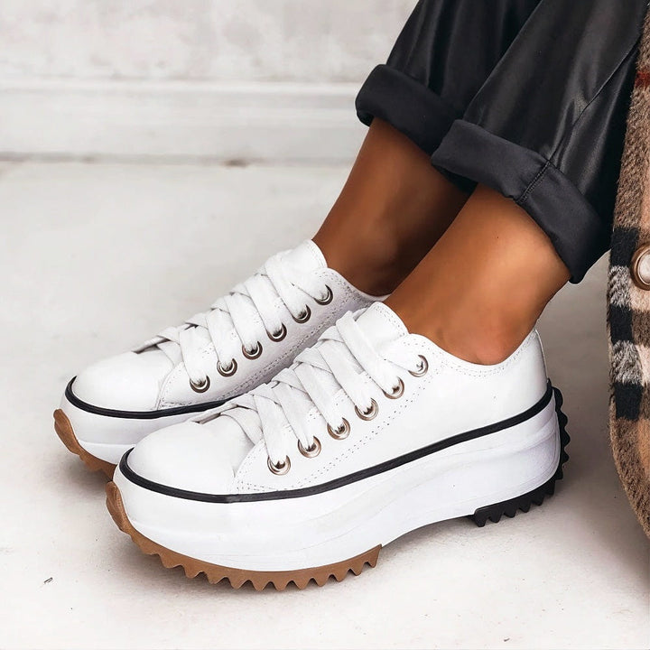 Women's Everyday Orthopedic Platform Sneaker in Alpenweiß