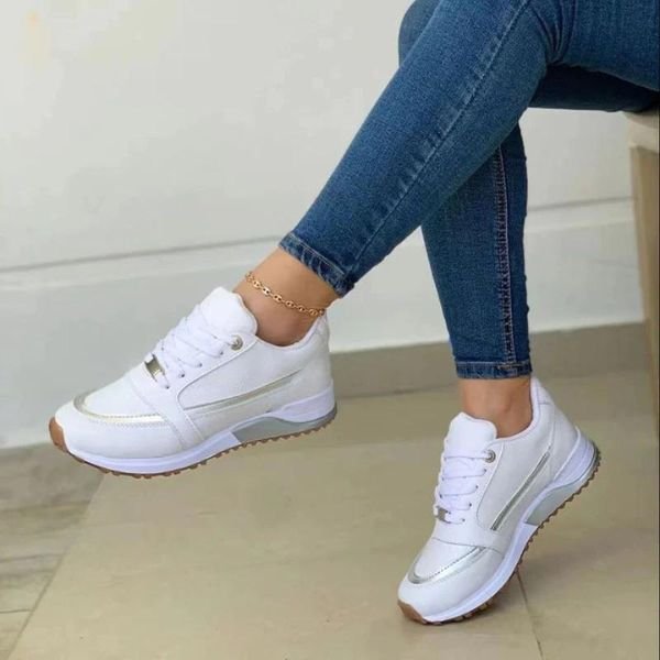 Women's Everyday Orthopedic Sneaker in White