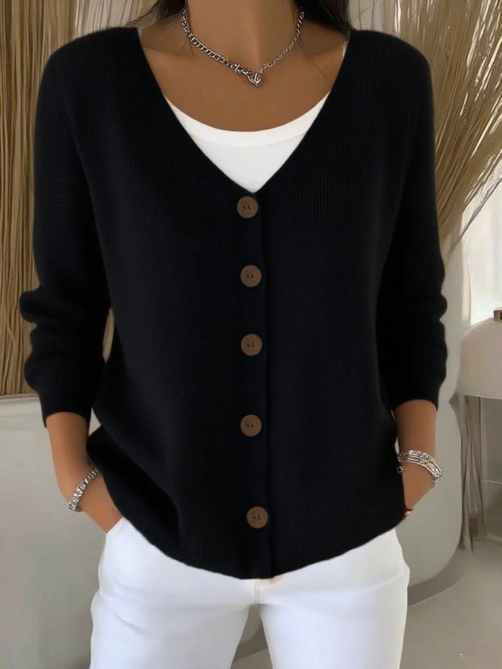 Women's Flattering Knit Pullover in Black