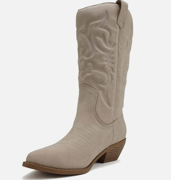 Women's Knee-High Western Boots (2)