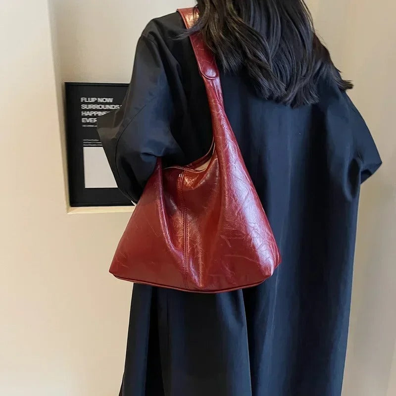 Women's Lightweight Distressed Leather Tote Bag (5)