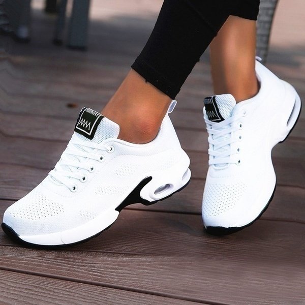 Women's Lightweight Orthopedic Slip-On Sneakers in White