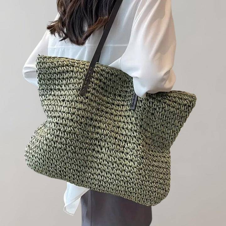 Women's Lightweight Woven Raffia Boho Beach Bag in Green