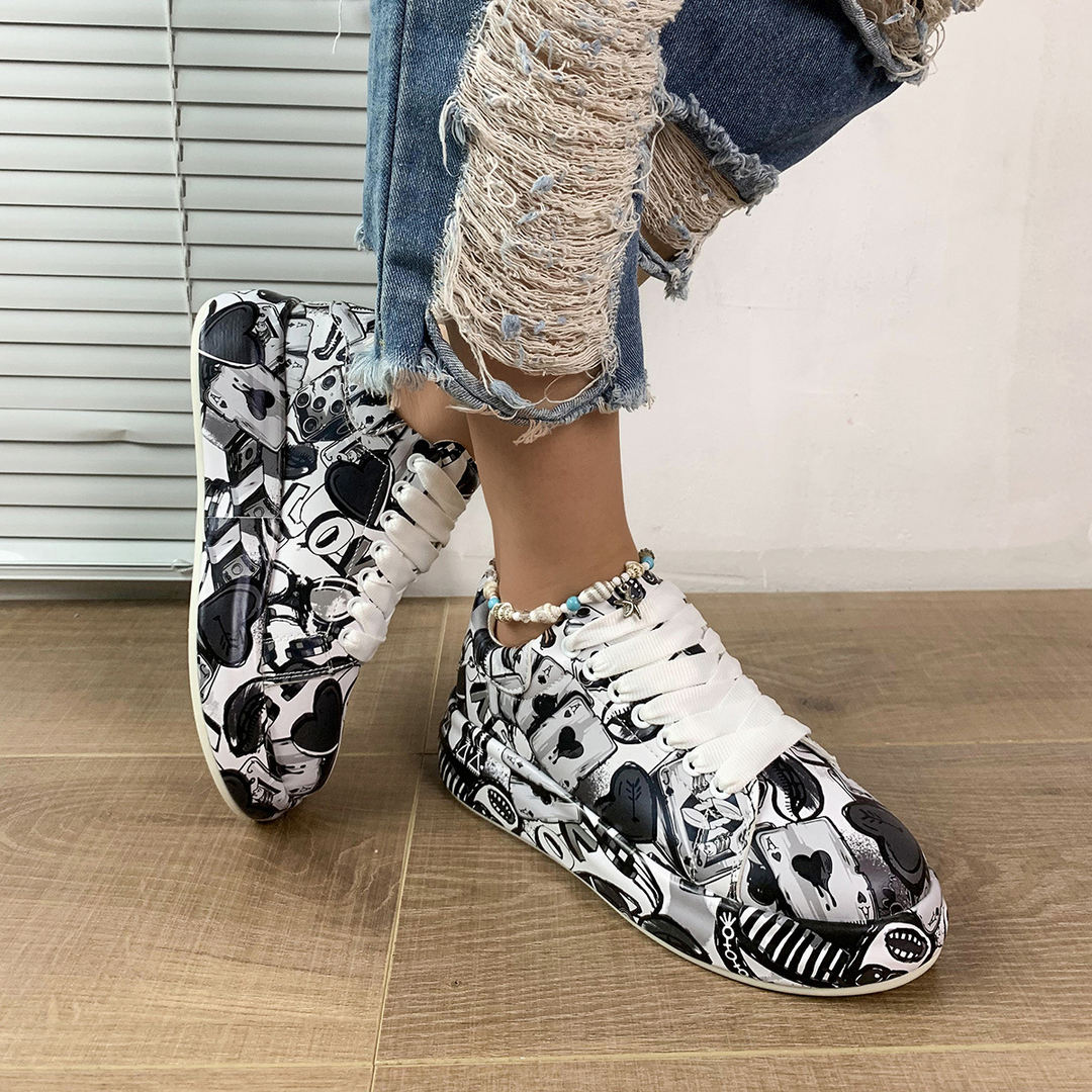 Women's Orthopedic Low-Cut Sneakers (4)