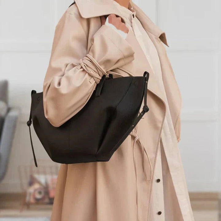 Women's Oversized Vintage Faux Leather Tote Bag in Black