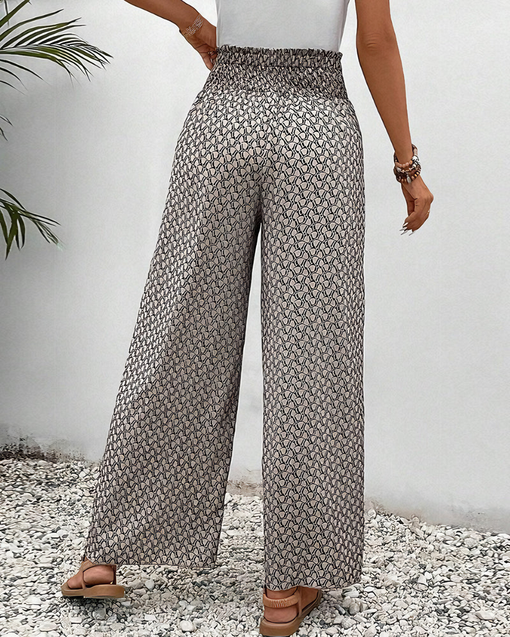 Women's Relaxed Wide Pants (2)