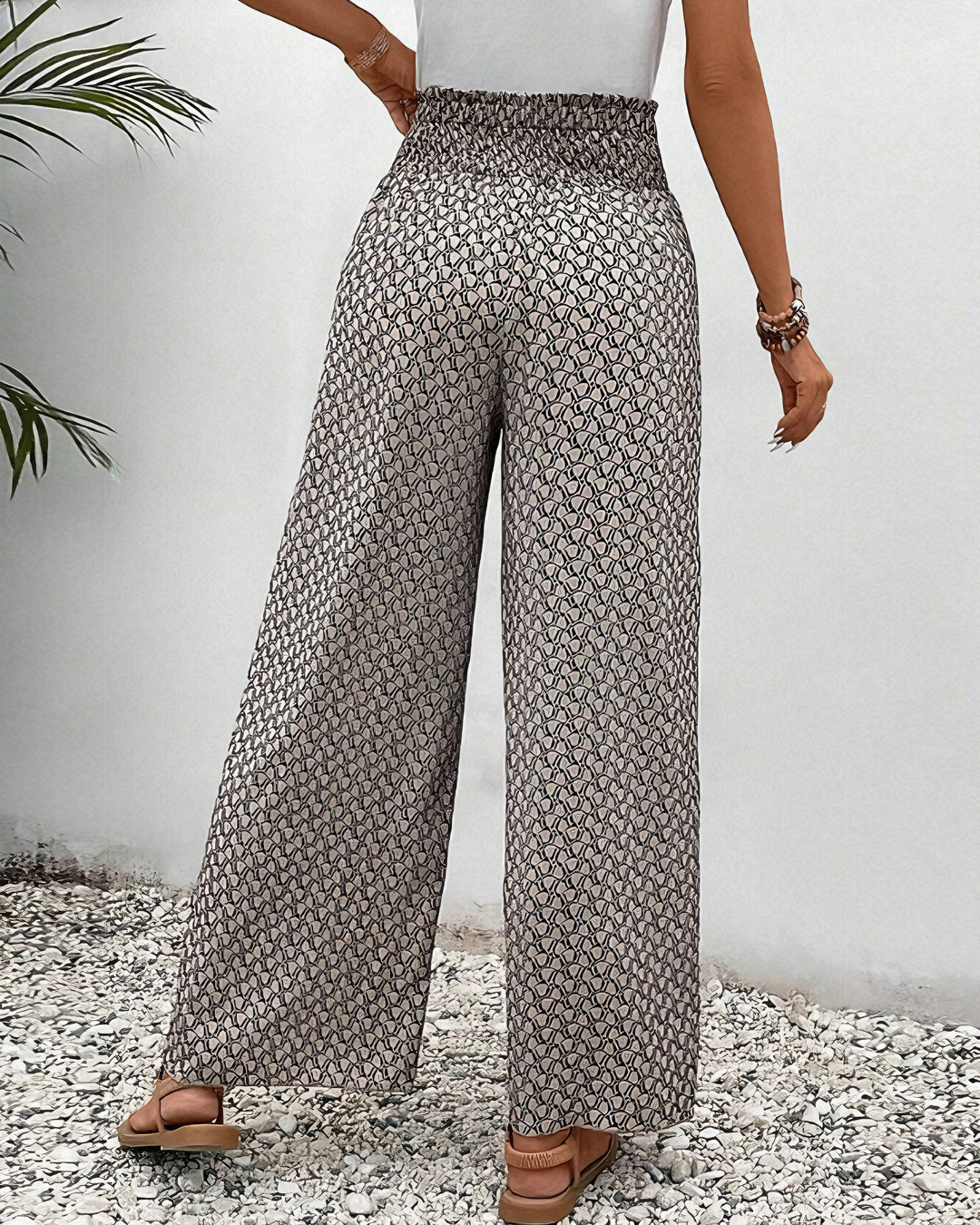 Women's Relaxed Wide Pants (2)