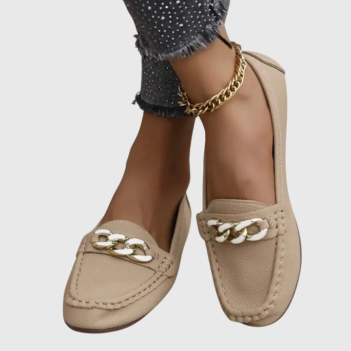 Women's Slip-On Loafer with Chain Accent (6)