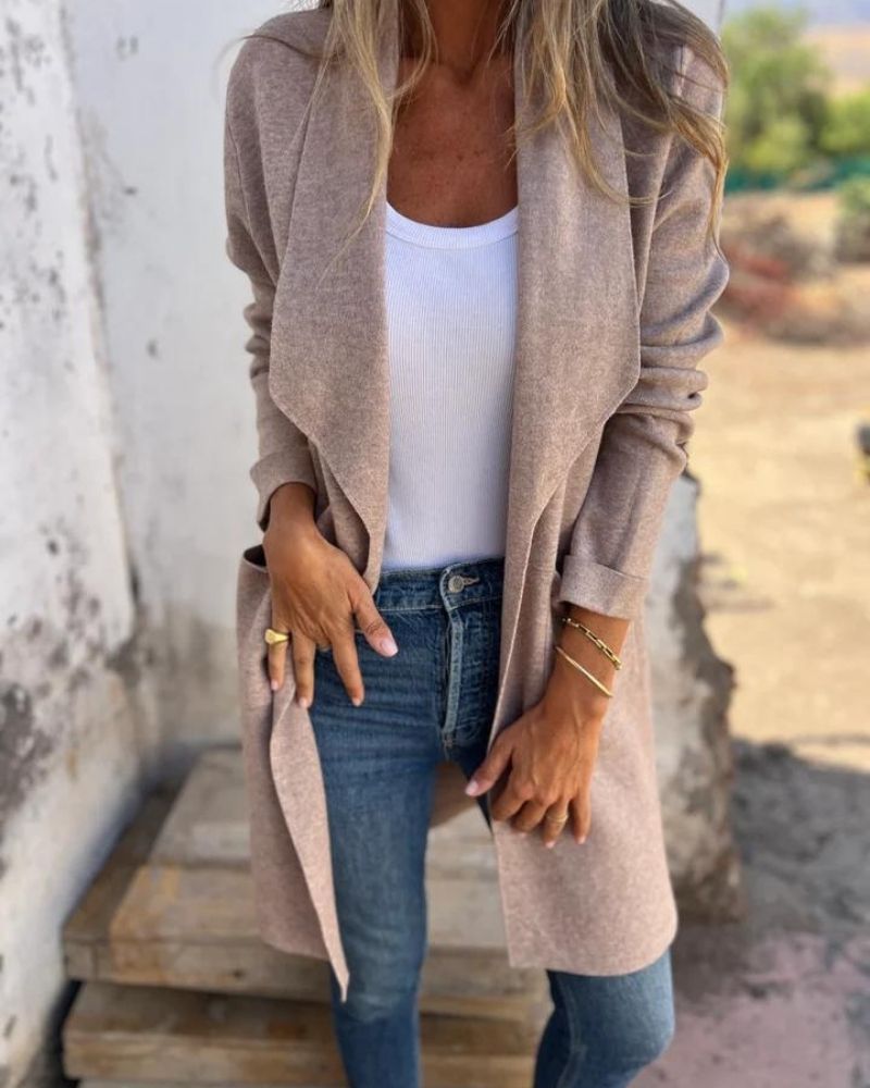 Women's Soft Lapel Knit Cardigan in Aprikose
