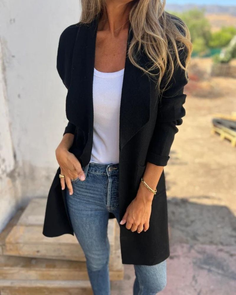 Women's Soft Lapel Knit Cardigan in Black