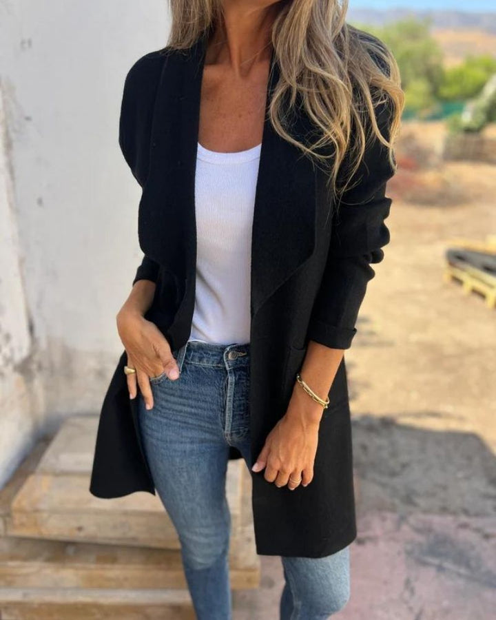 Women's Soft Lapel Knit Cardigan in Black