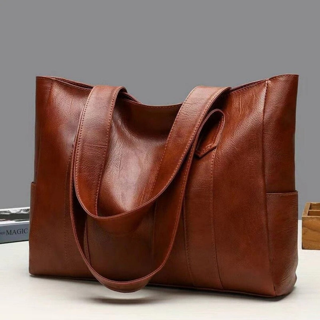 Women's Spacious Vintage Leather Shoulder Tote Bag in Brown