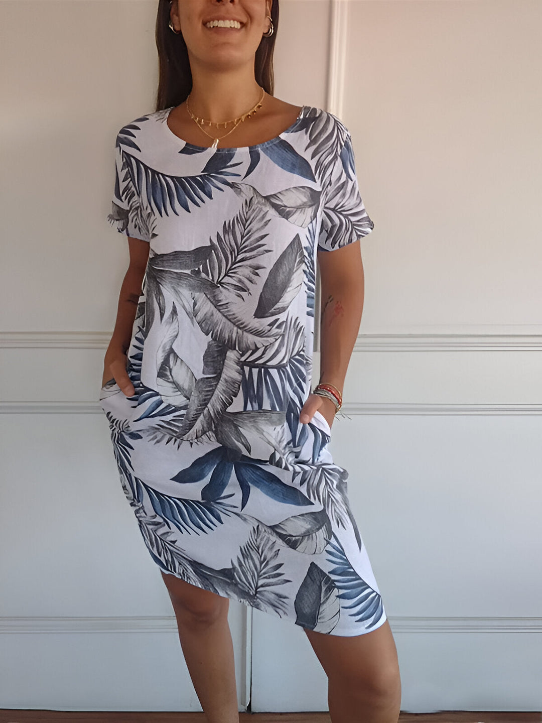 Women's Summer Maxi Dress in weiß und blau