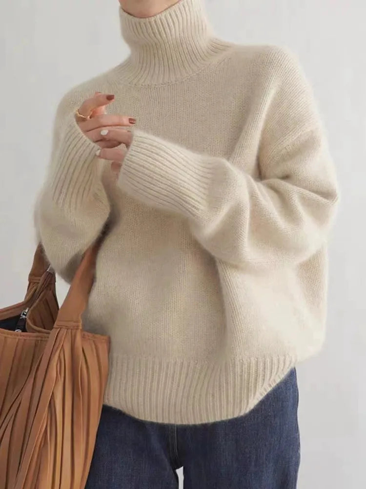 Women's Timeless Cashmere Pullover in Beige