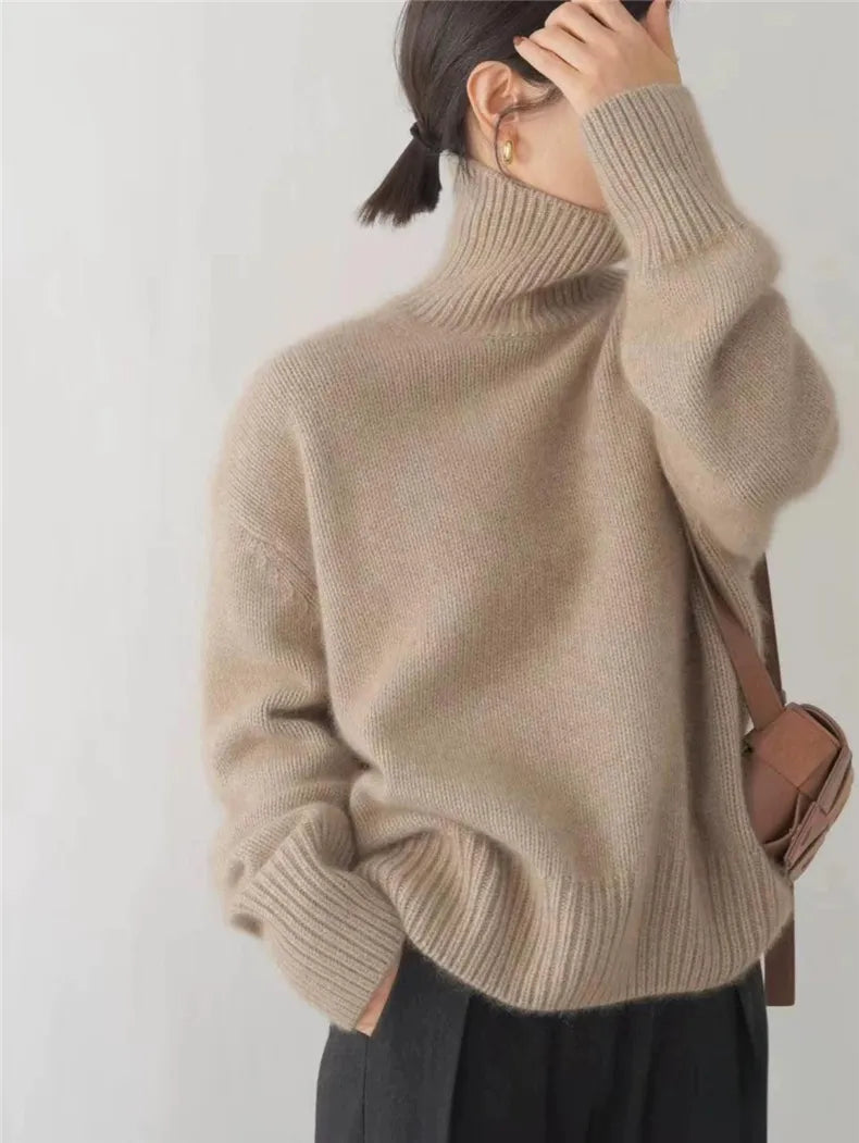 Women's Timeless Cashmere Pullover in Khaki 2