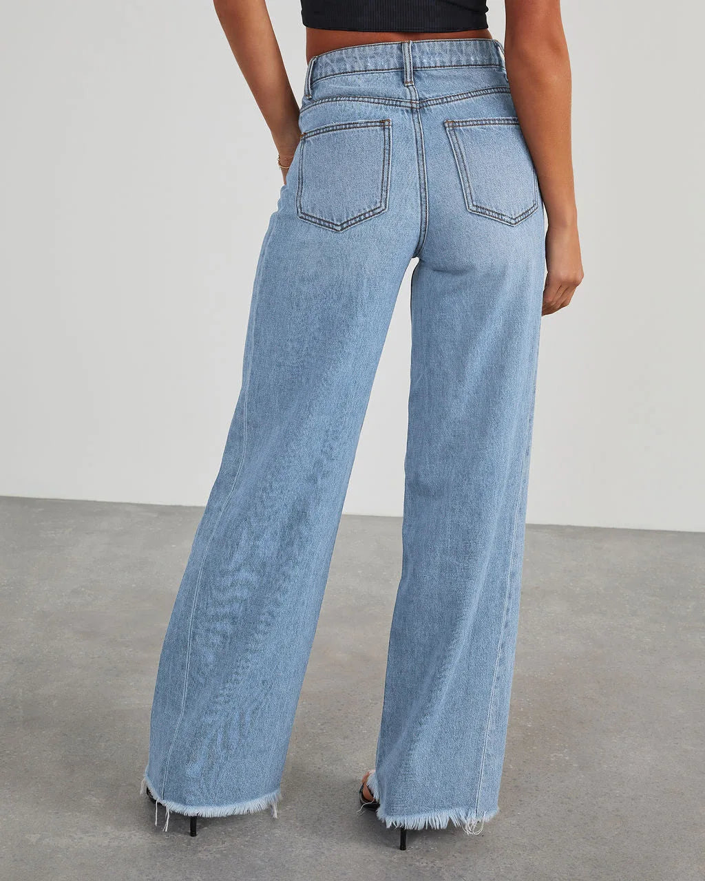 Women's Wide-Leg Jeans with Raw Hem (14)