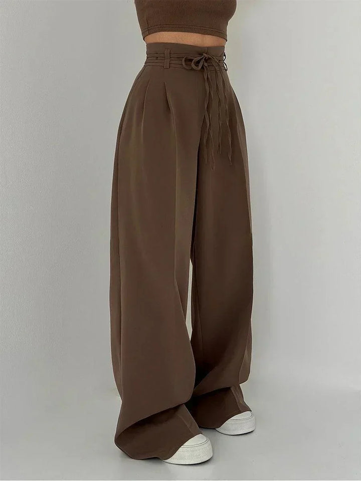 Women's Wide Pants for Refined Comfort in Kaffee